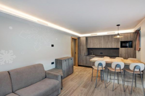 Snow Mountain Planet Suite House